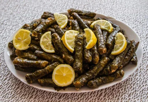 Handmade Light Sour Turkish Dolma | Vegetarian & Vegan-Friendly | Traditional Sarma